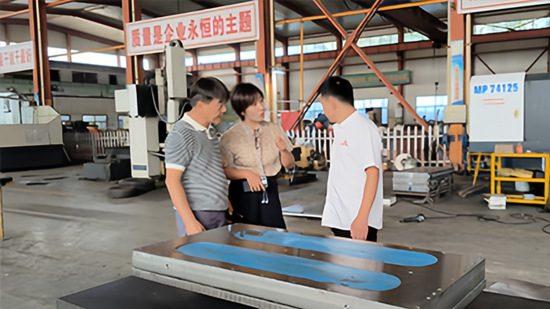 Delegasi Korea Melawat Mesin CNC Slmn untuk Kerjasama